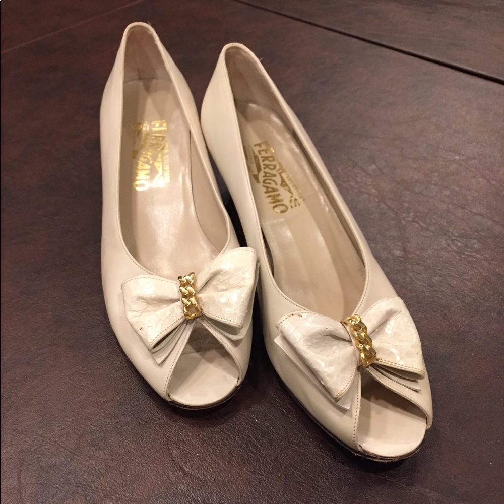 Salvatore Ferragamo heels - Picture 6 of 7